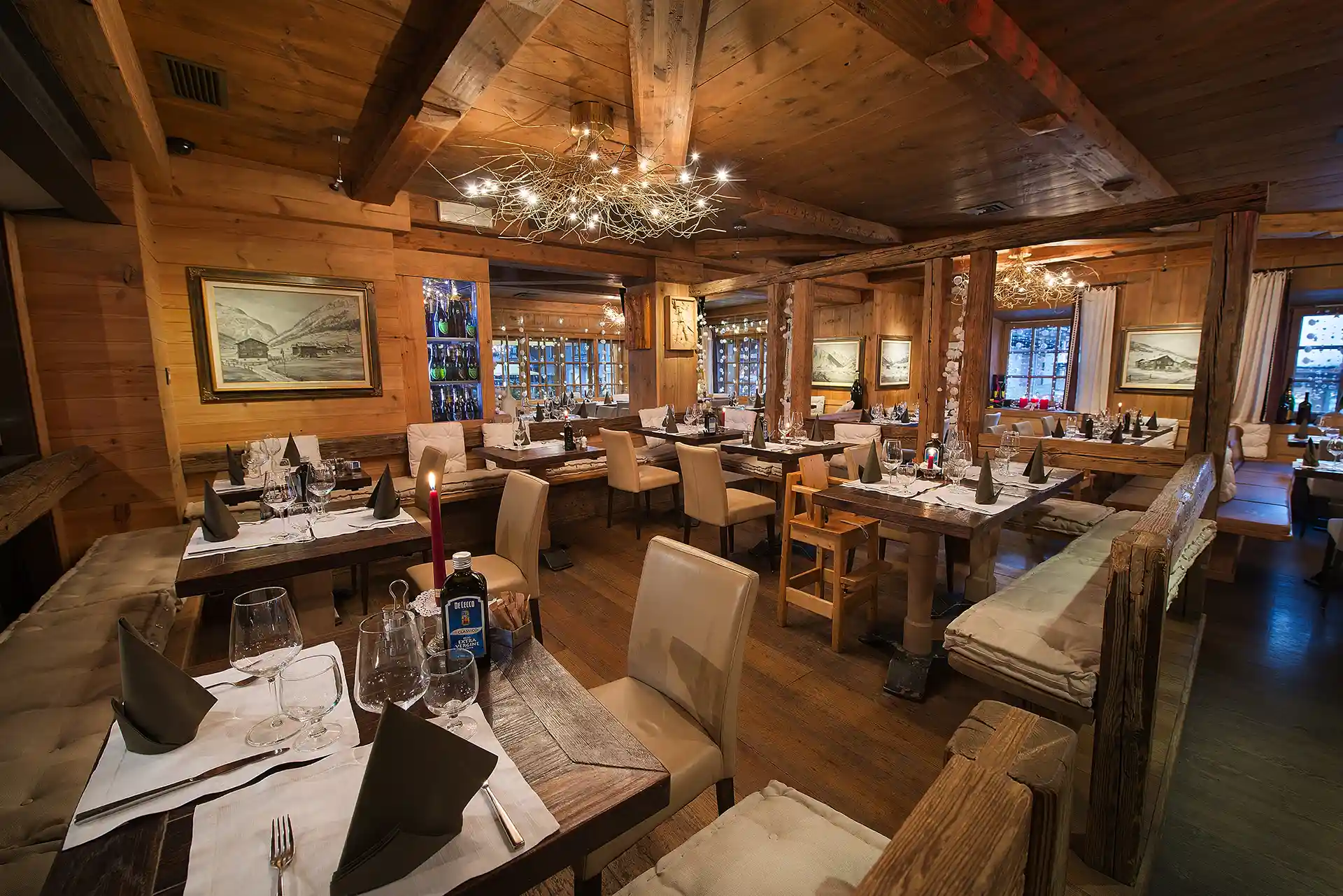 Hotel Bivio Plaza: Bivio Bistrot in Hotel in Livigno | Bivio Life